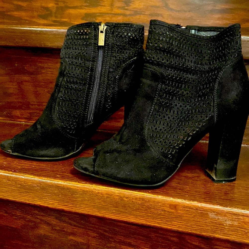 Black nubuck feel booties.